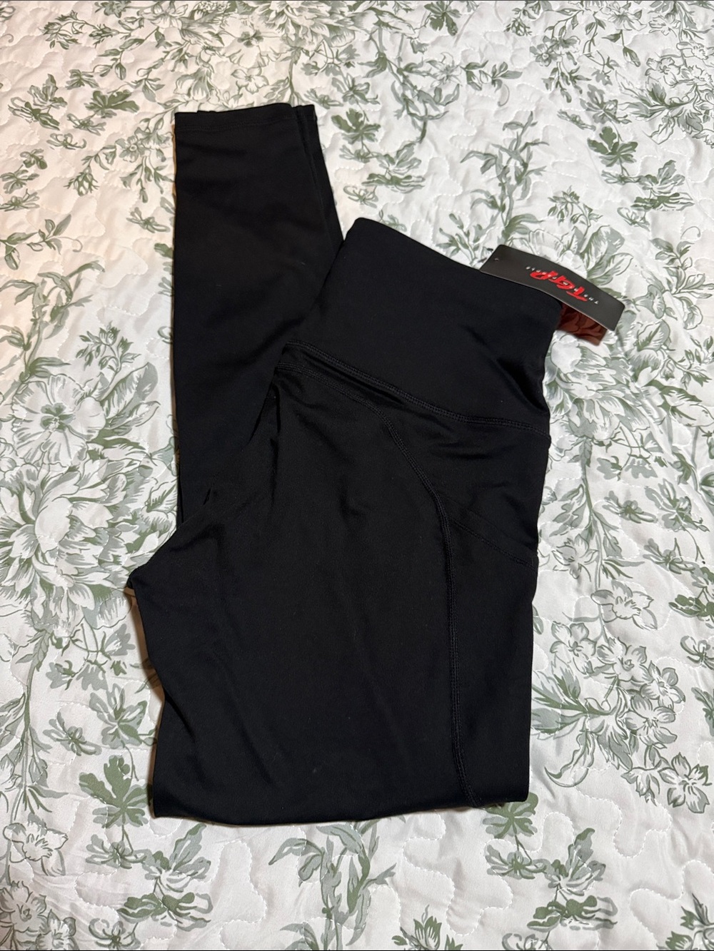 The Gym People black leggings